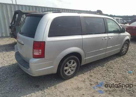2008 Chrysler Town & Country Touring z USA, uszkodzony, nr VIN 2A8HR54P98R780443